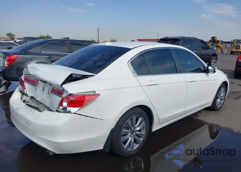 2012 Honda Accord 2.4 Ex-L из США, поврежденный, VIN 1HGCP2F86CA137610
